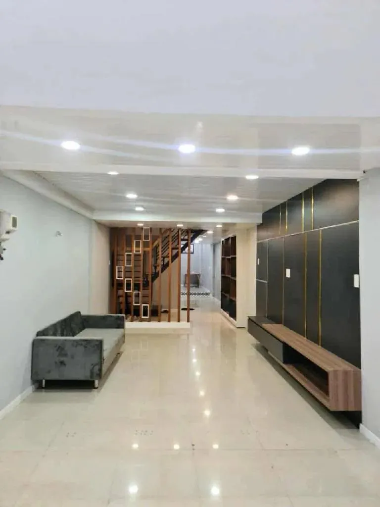 Bán nhà hẻm Phạm Thế Hiển, Quận 8 - Diện tích 25m2, giá 10.5 tỷ
