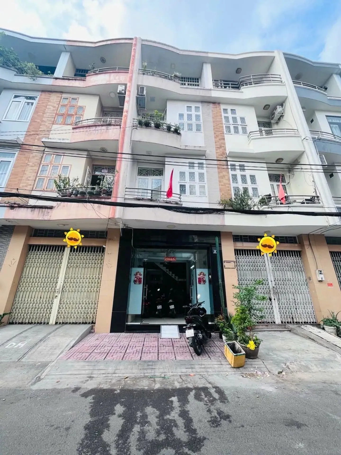 Bán nhà 4 tầng Bông Sao, Quận 8 - Diện tích 64m2 cực đẹp