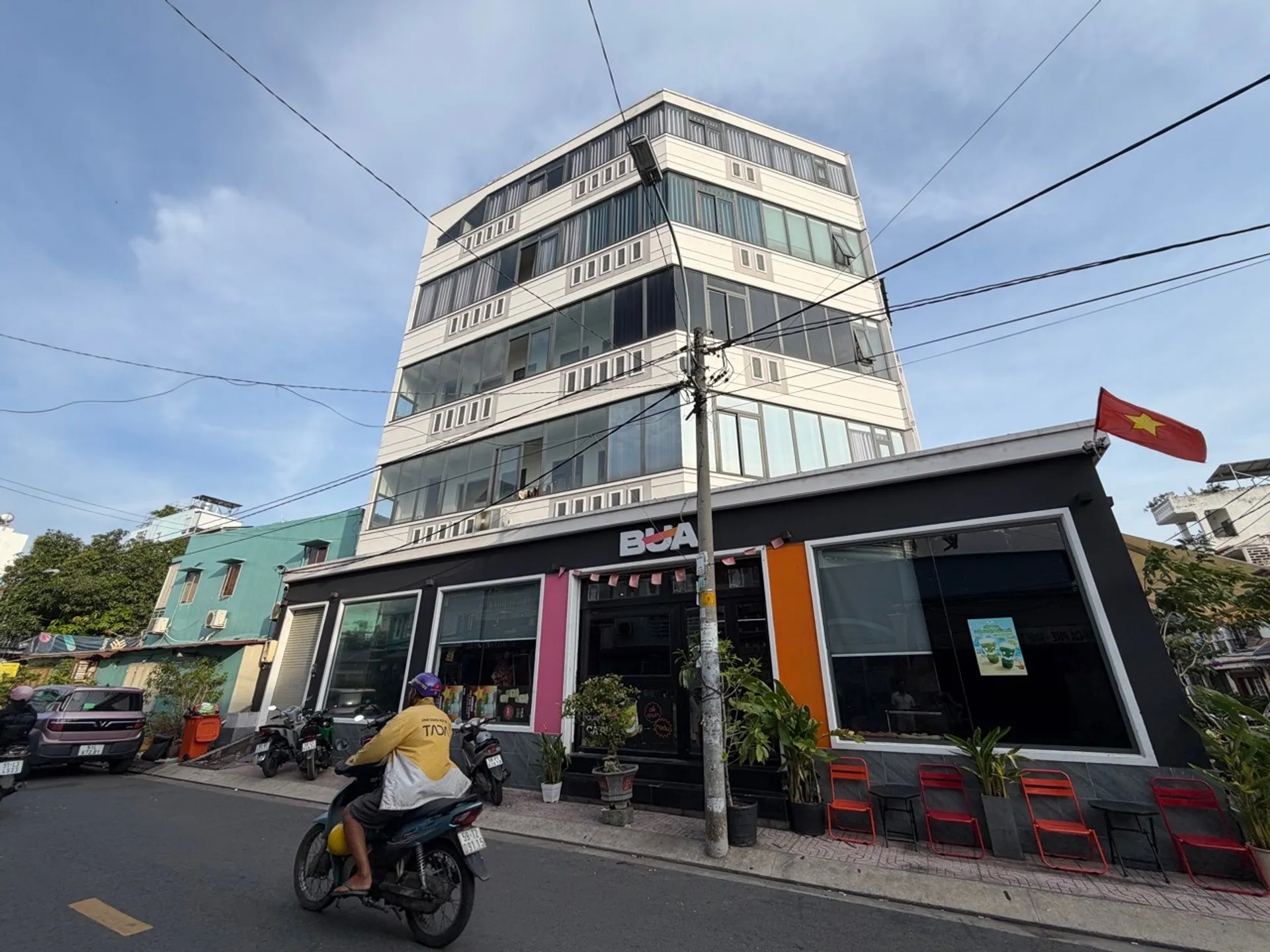 Bán nhà mặt tiền Đặng Thúc Liêng, Chánh Hưng, 111m2, 5 tầng, giá 16.5 tỷ