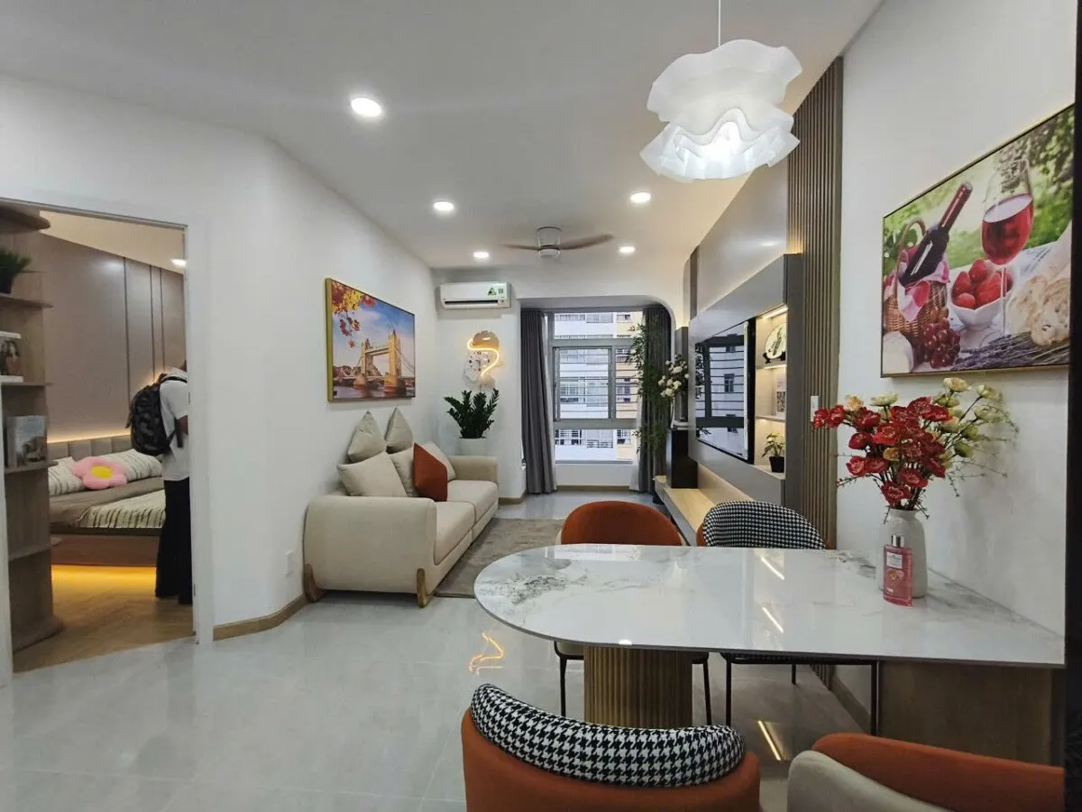 Bán căn hộ Sky Garden, Tân Hưng, 71m2, 2PN giá tốt 5.39 tỷ